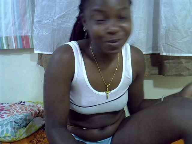 Prettylovie webcam