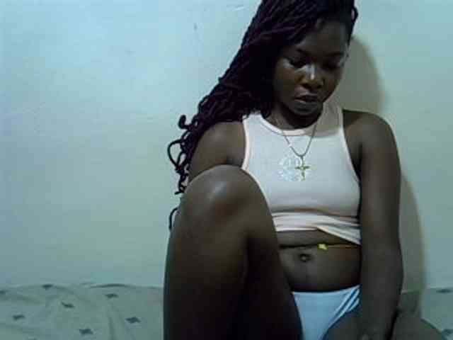 Prettylovie webcam