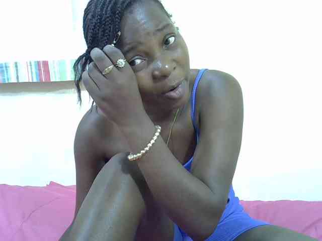 Prettylovie webcam