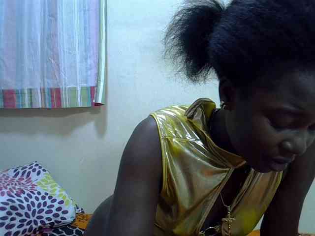 Prettylovie webcam