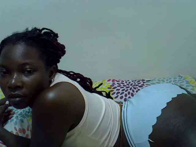 Prettylovie webcam
