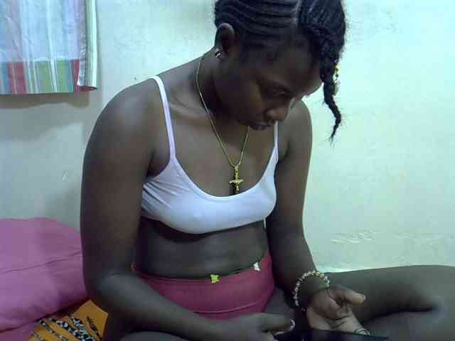 Prettylovie webcam