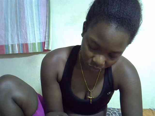Prettylovie webcam