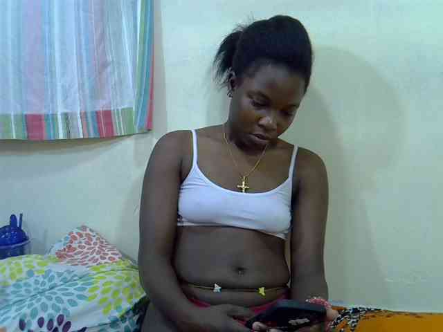 Prettylovie webcam