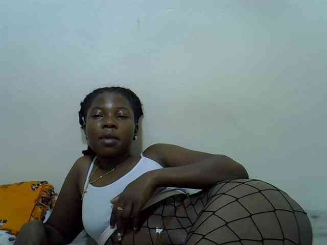 Prettylovie webcam