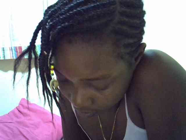 Prettylovie webcam