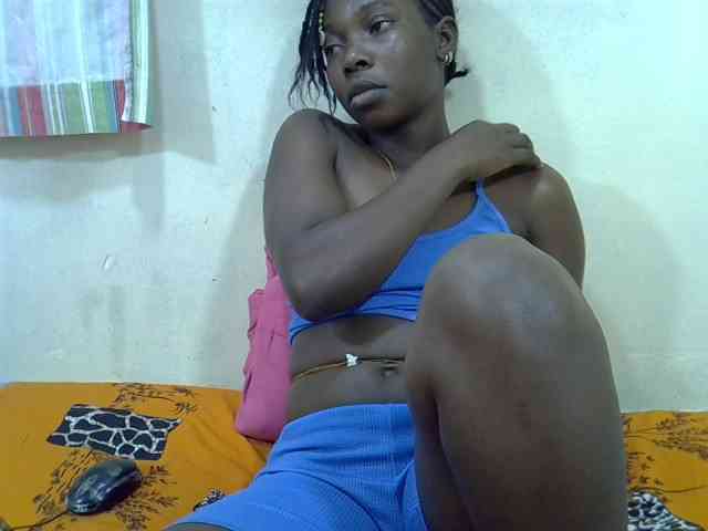 Prettylovie webcam