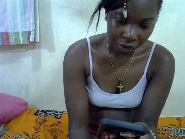 Prettylovie webcam