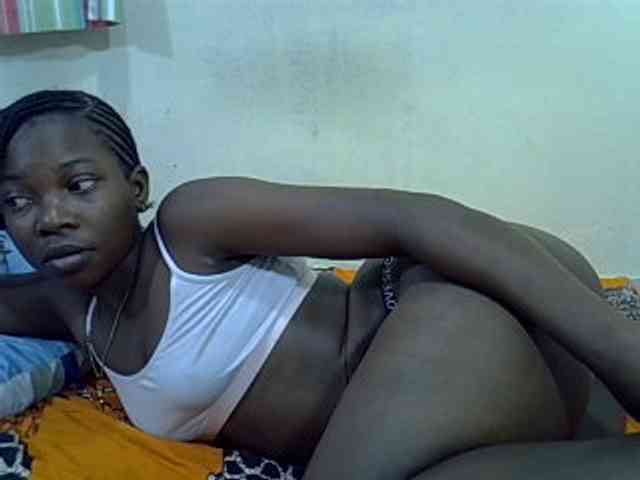 Prettylovie webcam