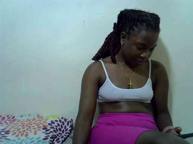 Prettylovie webcam