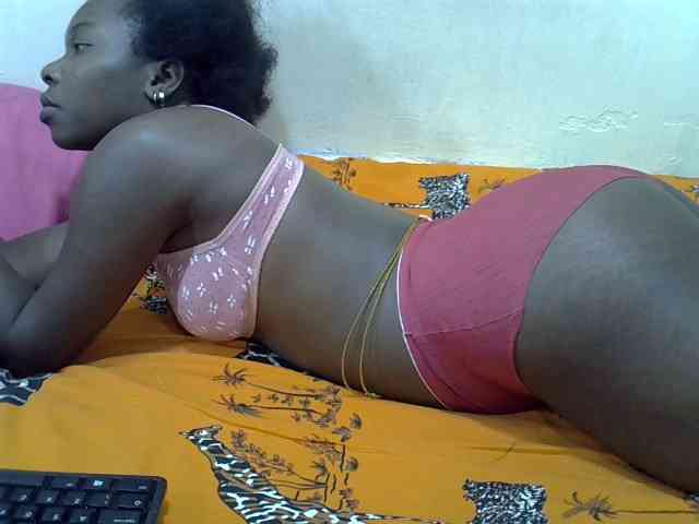 Prettylovie webcam