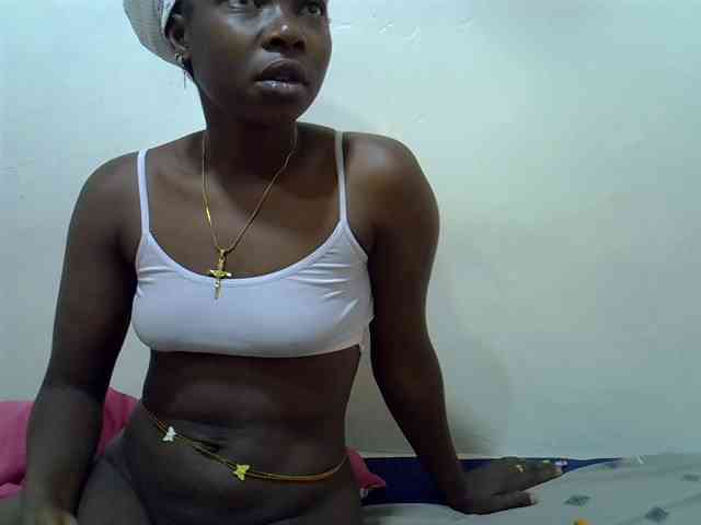 Prettylovie webcam