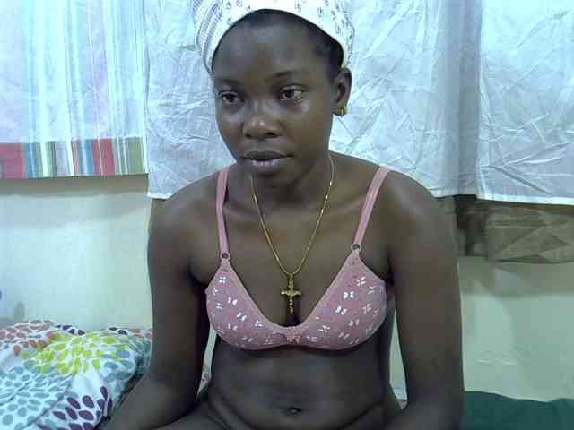 Prettylovie webcam