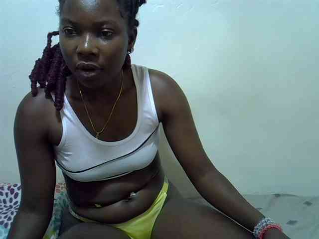 Prettylovie webcam