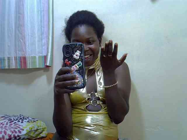 Prettylovie webcam
