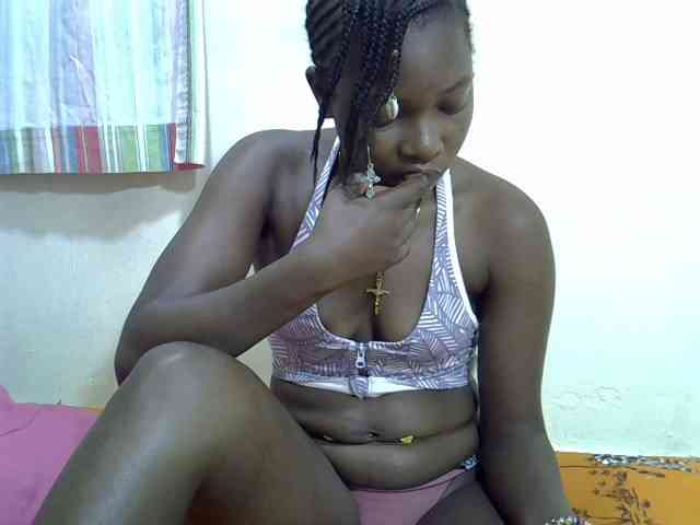 Prettylovie webcam