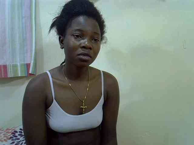Prettylovie webcam