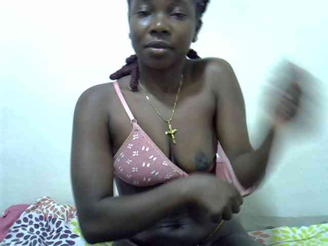 Prettylovie webcam