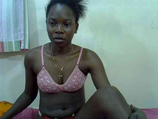Prettylovie webcam