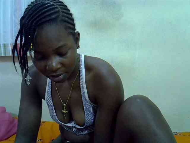 Prettylovie webcam