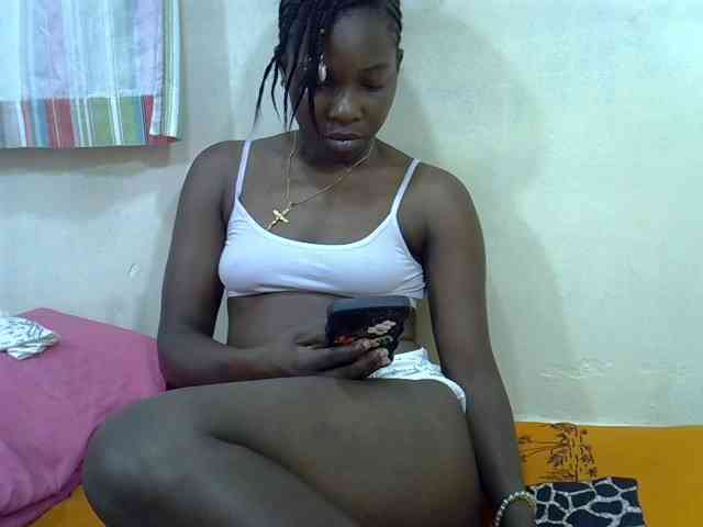 Prettylovie webcam
