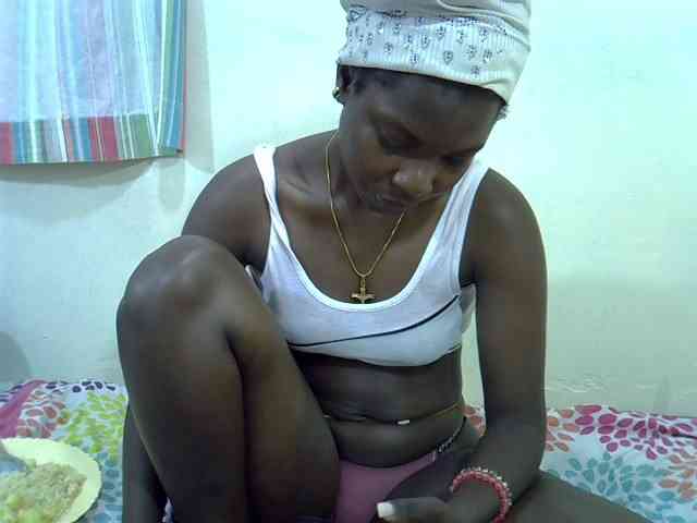 Prettylovie webcam