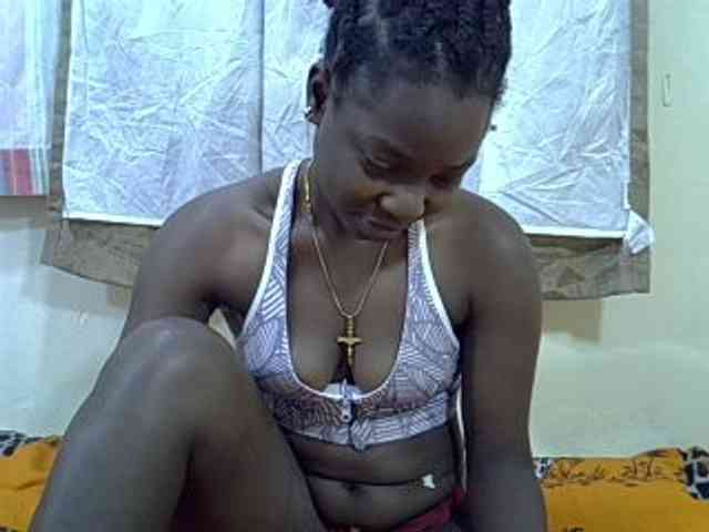 Prettylovie webcam