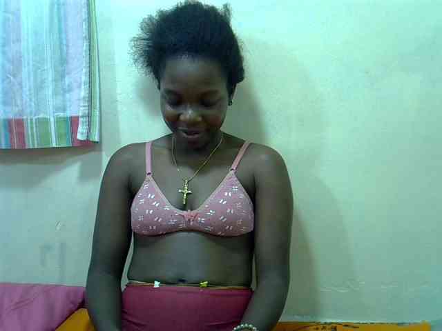 Prettylovie webcam