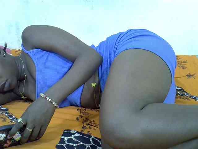 Prettylovie webcam