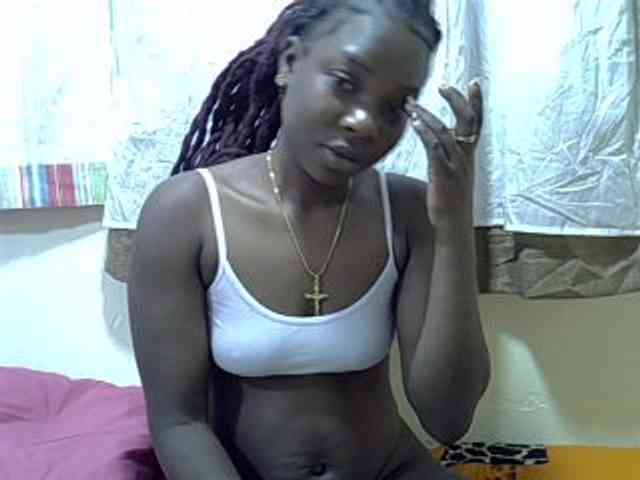 Prettylovie webcam