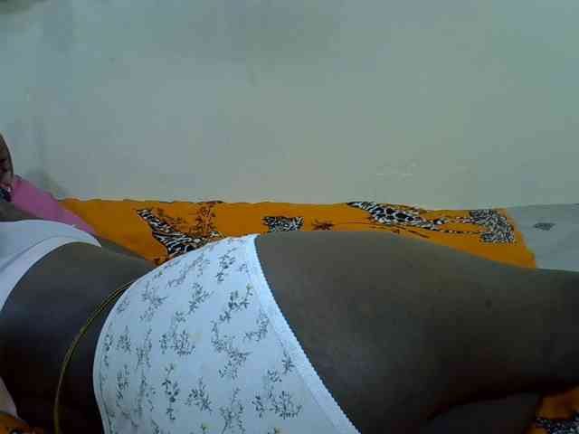 Prettylovie webcam