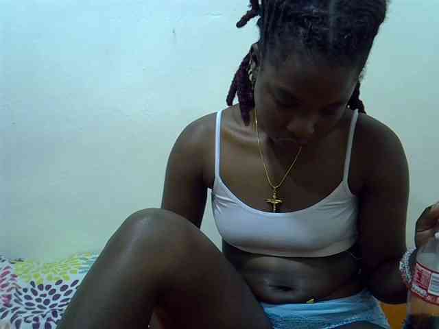 Prettylovie webcam