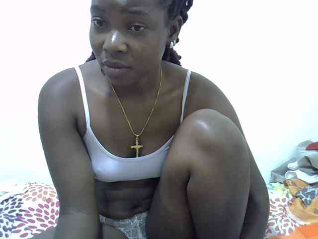 Prettylovie webcam
