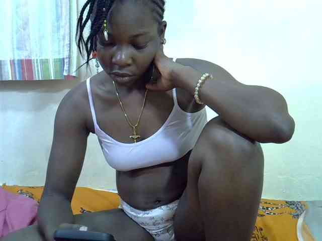 Prettylovie webcam