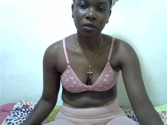 Prettylovie webcam