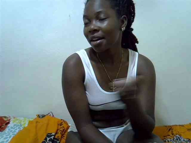 Prettylovie webcam