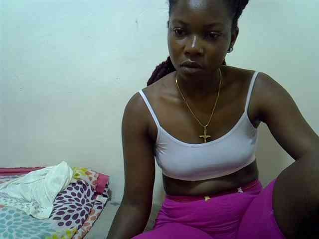 Prettylovie webcam