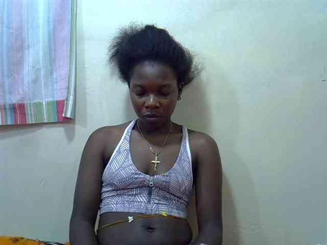 Prettylovie webcam