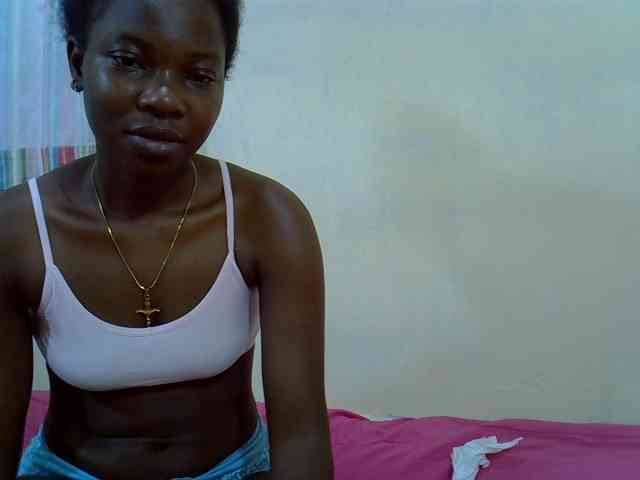 Prettylovie webcam