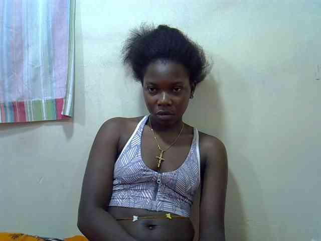 Prettylovie webcam