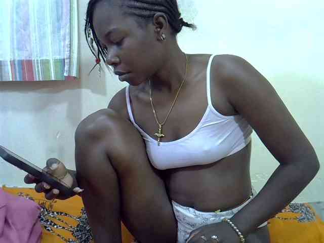 Prettylovie webcam