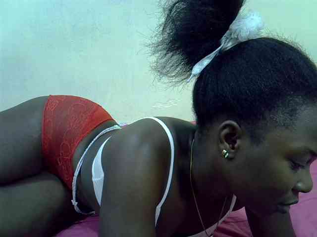 Prettylovie webcam