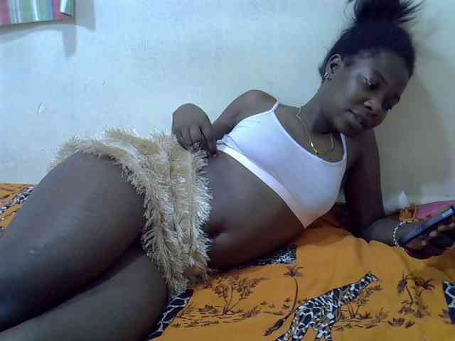 Prettylovie webcam
