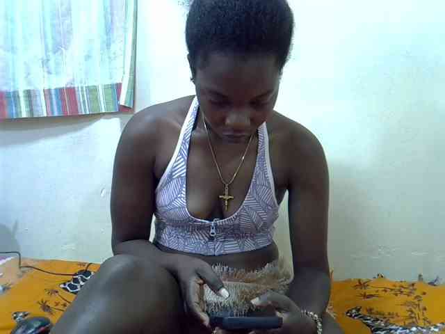 Prettylovie webcam