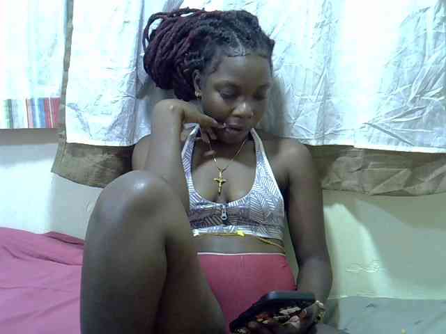 Prettylovie webcam