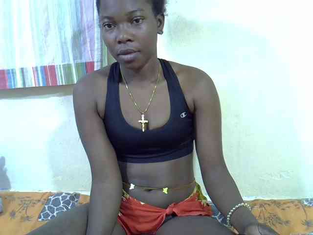 Prettylovie webcam