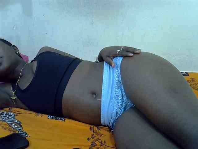 Prettylovie webcam