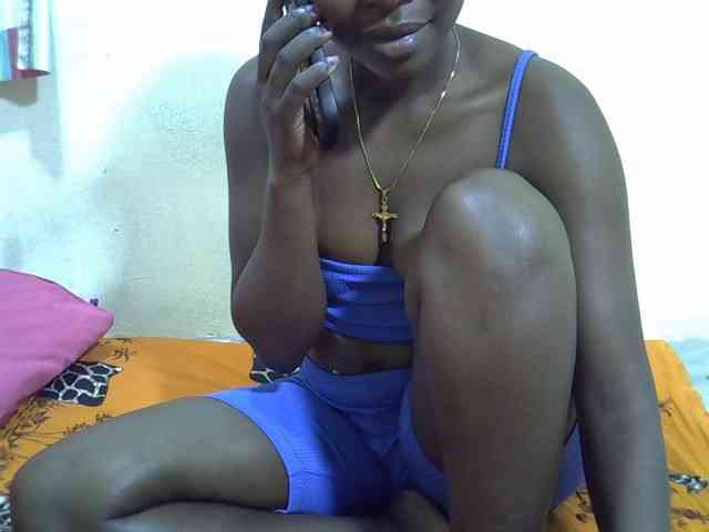 Prettylovie webcam