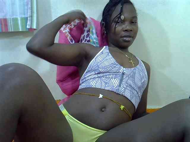 Prettylovie webcam