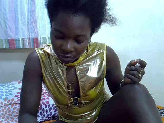 Prettylovie webcam
